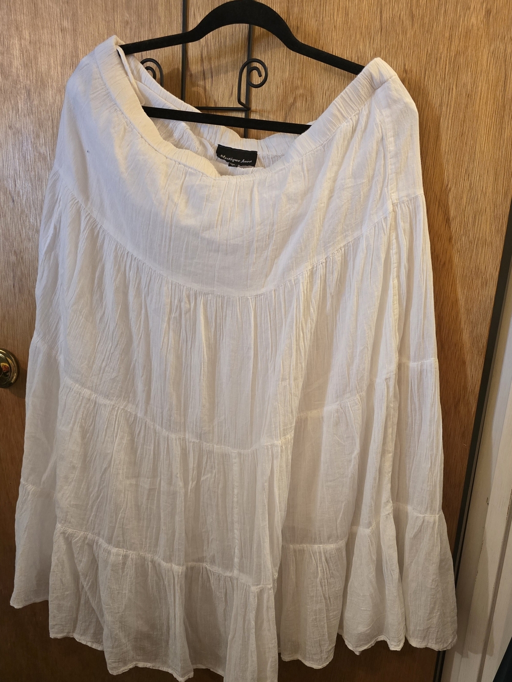 Mystique Boutique White Tiered Peasant Maxi Skirt
